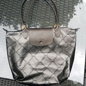 RARE Longchamp silver gunmetal logo tote bag